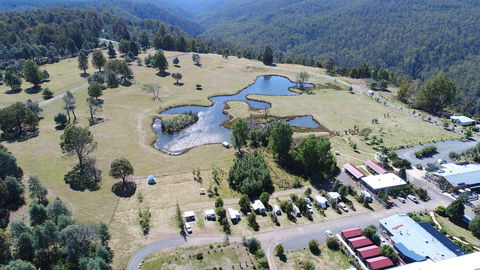 Highland Caravan Park - Accommodation Mermaid Beach 2