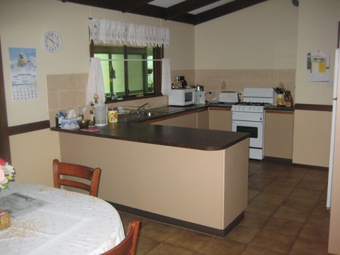 Holiday Magic - Accommodation Mermaid Beach 1