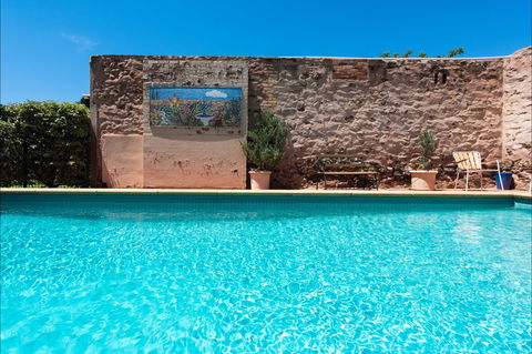 Imperial Fine Accommodation - Accommodation Mermaid Beach 1