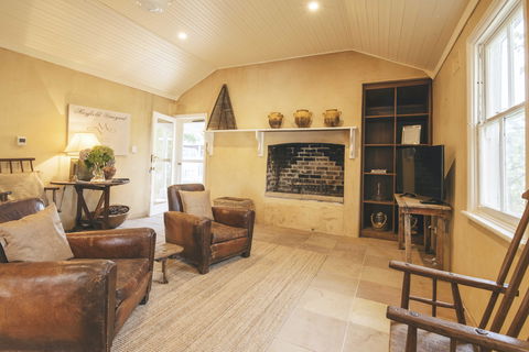 Mayfield Vineyard Cottages - Accommodation Mermaid Beach 2