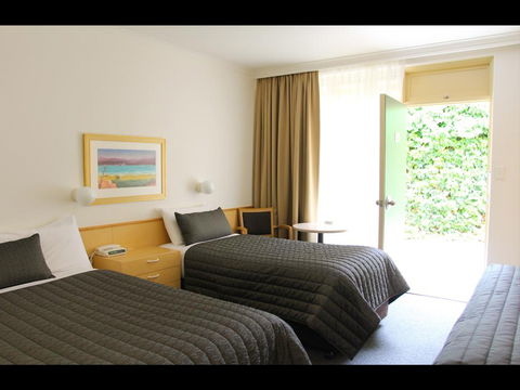Mid City Motor Inn - Accommodation Mermaid Beach 1