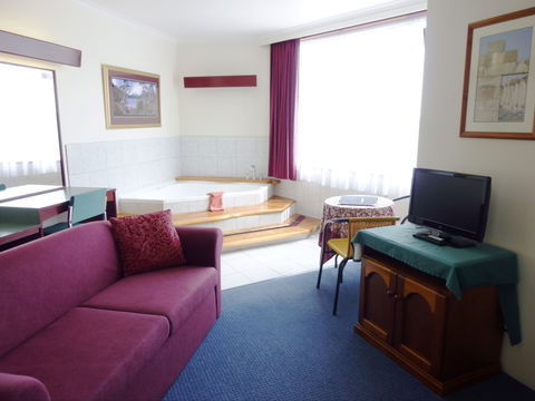 Mountain View Country Inn - Accommodation Mermaid Beach 1