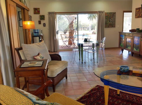 Munga Munga B&B - Accommodation Mermaid Beach 1