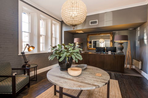 Perry Street Hotel - Accommodation Mermaid Beach 1