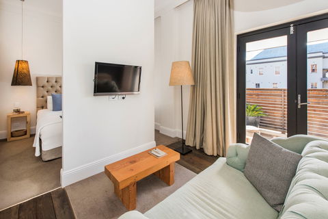 Perry Street Hotel - Accommodation Mermaid Beach 2