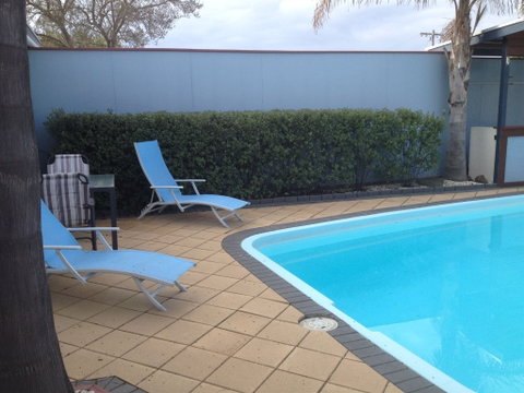 Portarlington Beach Motel - Accommodation Mermaid Beach 2