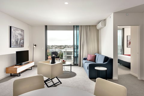 Ramada By Wyndham Vetroblu Scarborough Beach - Accommodation Mermaid Beach 2