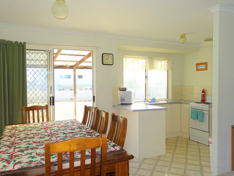 Ramsay Retreat - Accommodation Mermaid Beach 2