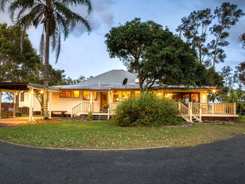 Riverside Holiday Retreat Yamba - Accommodation Mermaid Beach 1