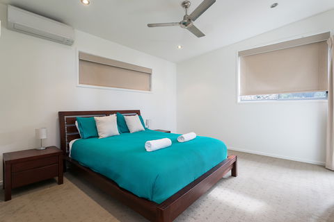 Seagrass - Accommodation Mermaid Beach 2