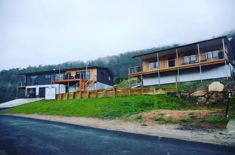 The Derby Lodge - Accommodation Mermaid Beach 0