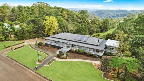 Avocado Grove BnB - Accommodation Mermaid Beach 0