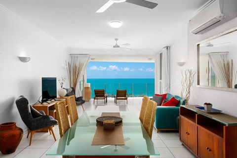 Bellevue At Trinity Beach - Accommodation Mermaid Beach 1