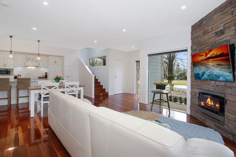 Beyond Bliss Guesthouse Two - Accommodation Mermaid Beach 0