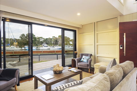Coastal Pods Wynyard - Accommodation Mermaid Beach 2