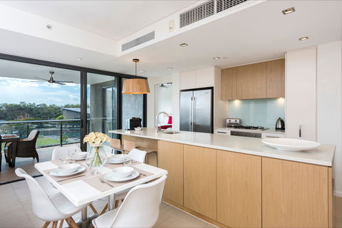 Darwin Waterfront Luxury Suites - Accommodation Mermaid Beach 1