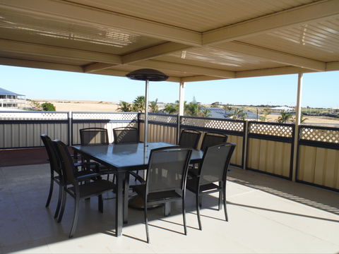 Deck To Sea - Accommodation Mermaid Beach 0