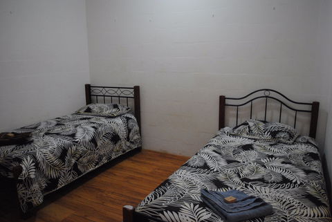 East Arnhem Real Estate - 6B Isal - Accommodation Mermaid Beach 2
