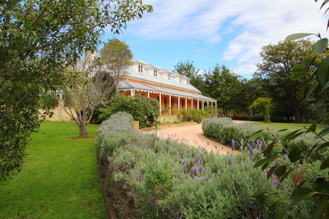 Fitzroy Inn Historic Retreat - Mittagong - Accommodation Mermaid Beach 0