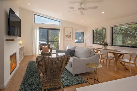 Grasmere Chalet - Accommodation Mermaid Beach 0