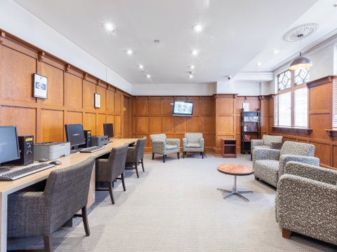 Ibis Styles Kingsgate Hotel - Accommodation Mermaid Beach 2
