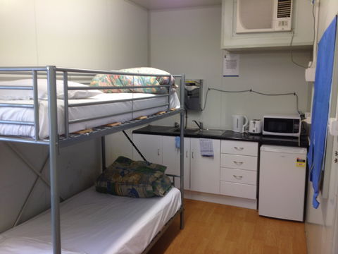 Latrobe Working Hostel - Accommodation Mermaid Beach 2
