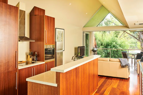 No. 6 Luxury Private Haven - Accommodation Mermaid Beach 2