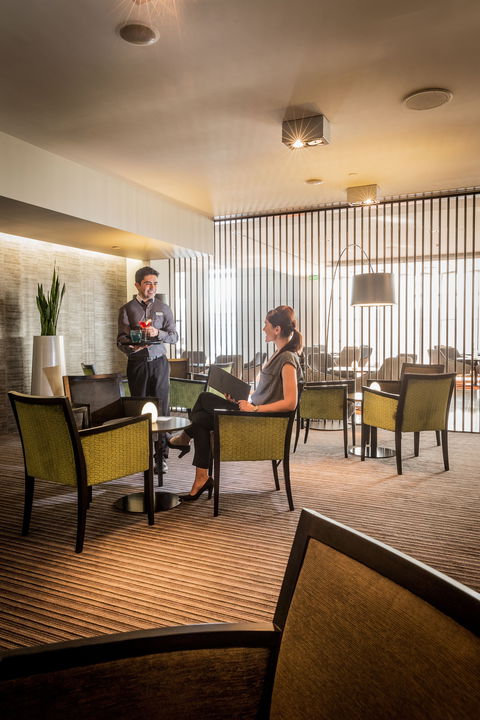 PARKROYAL Melbourne Airport - Accommodation Mermaid Beach 2