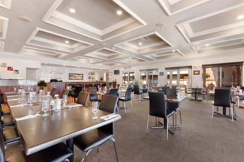 Quality Inn Railway - Accommodation Mermaid Beach 0