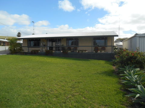 Roshy's Retreat - Accommodation Mermaid Beach 0