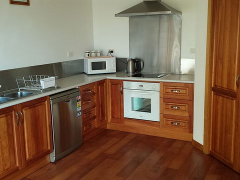 St Helens On The Bay - Accommodation Mermaid Beach 2