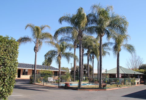 Town And Country Motor Inn - Tamworth - Accommodation Mermaid Beach 0