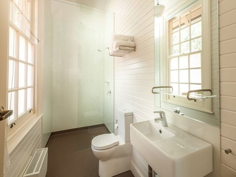 Yarrangobilly Caves House: Guest Rooms - Accommodation Mermaid Beach 2