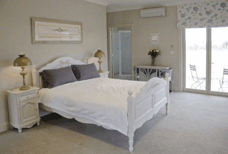 Myan Breezes Guesthouse - Accommodation Mermaid Beach