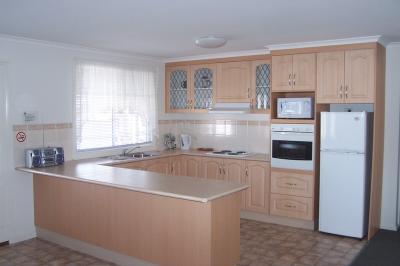Park Lane Tourist Park - Accommodation Mermaid Beach 3