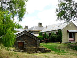 Adelaide Lead VIC Accommodation Mermaid Beach
