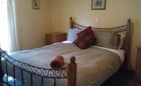 Fernleigh Cottages & Country Barn - Accommodation Mermaid Beach 2