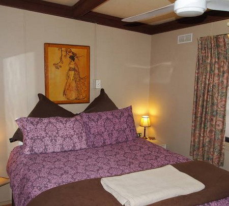 Lyle Hill Accommodation - Accommodation Mermaid Beach 2