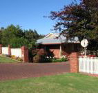 Karri Rose B  B - Accommodation Mermaid Beach