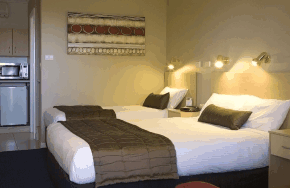 In Town Motor Inn - Accommodation Mermaid Beach 4
