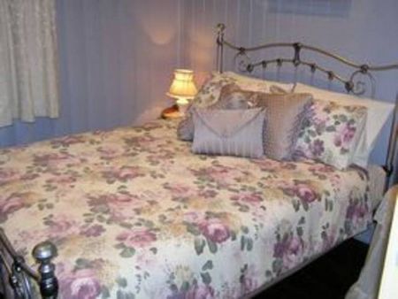 Belvoir B&B Cottages - Accommodation Mermaid Beach 1