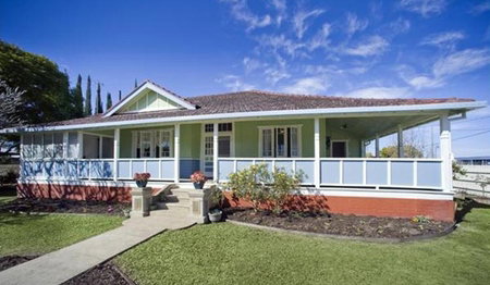 Blooms Cottage - Accommodation Mermaid Beach 0