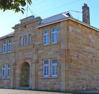 Memorial Hall - Accommodation Mermaid Beach