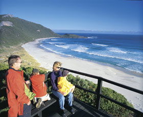 Conspicuous Beach - Accommodation Mermaid Beach 0