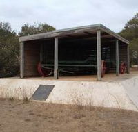 Monument To Soldier Settlement Scheme - Accommodation Mermaid Beach