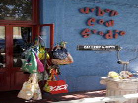 Urban Cow Studio - Accommodation Mermaid Beach 0