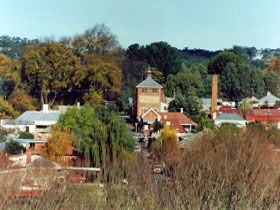 Oakbank Heritage Walk - Accommodation Mermaid Beach 0
