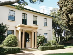 Franklin House - Accommodation Mermaid Beach 0