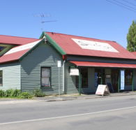Stanley's Studio and Gallery - Fine Art and Craft - Accommodation Mermaid Beach