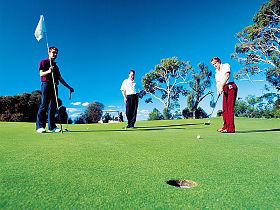 Oatlands Golf Course - Accommodation Mermaid Beach 0